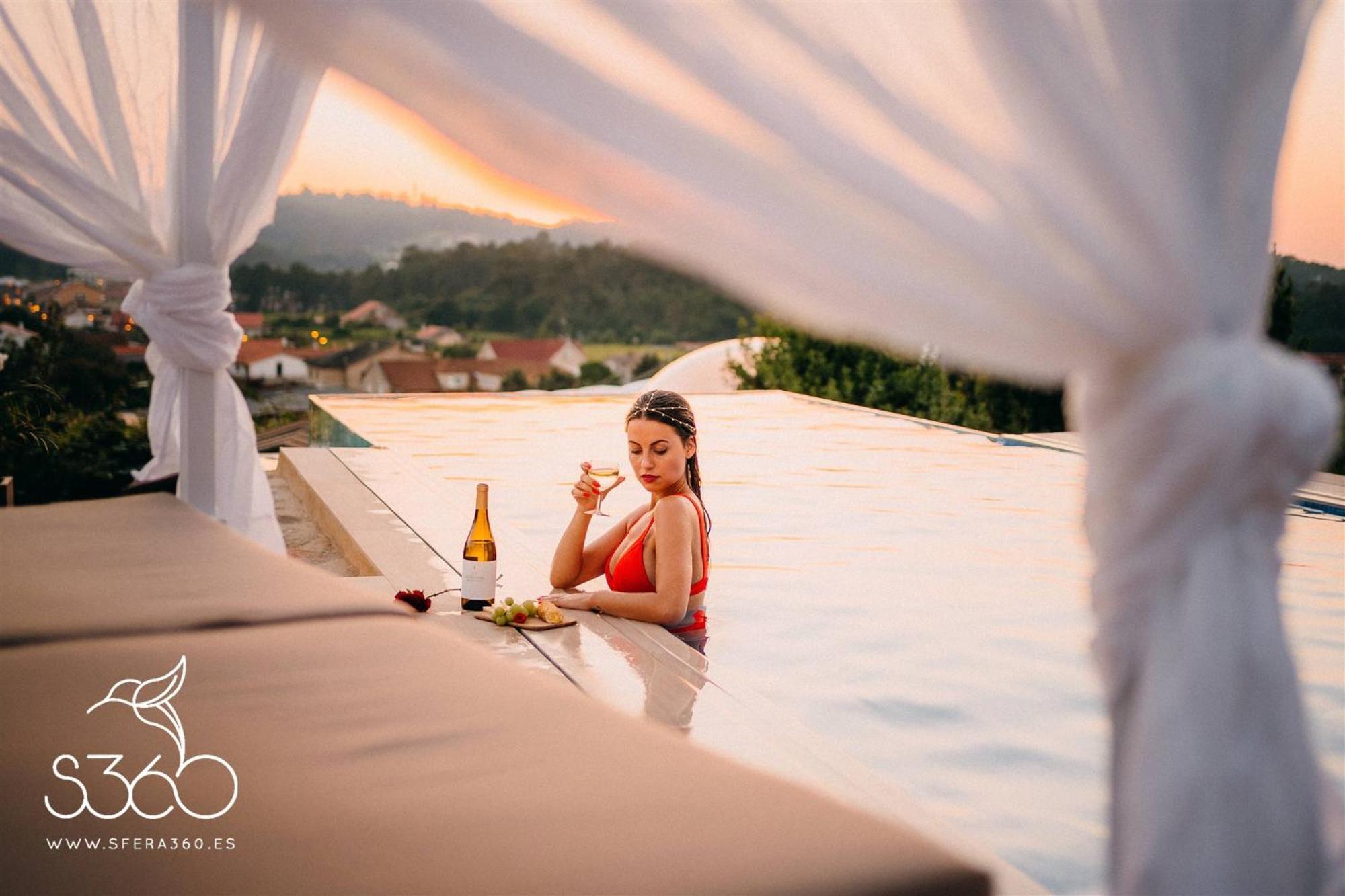 Casa Albarari Boutique Double Rooms With Access To Shared Infinity Pool Sanxenxo Exteriör bild